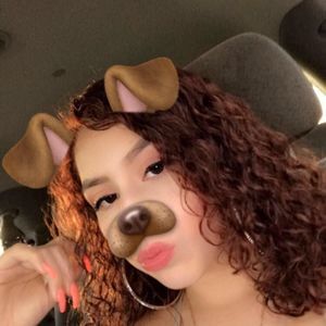 Meet your Posher, Cyara